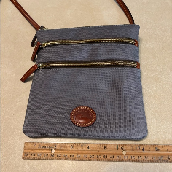 Gray Crossbody Bag dooney and bourke - Picture 5 of 10